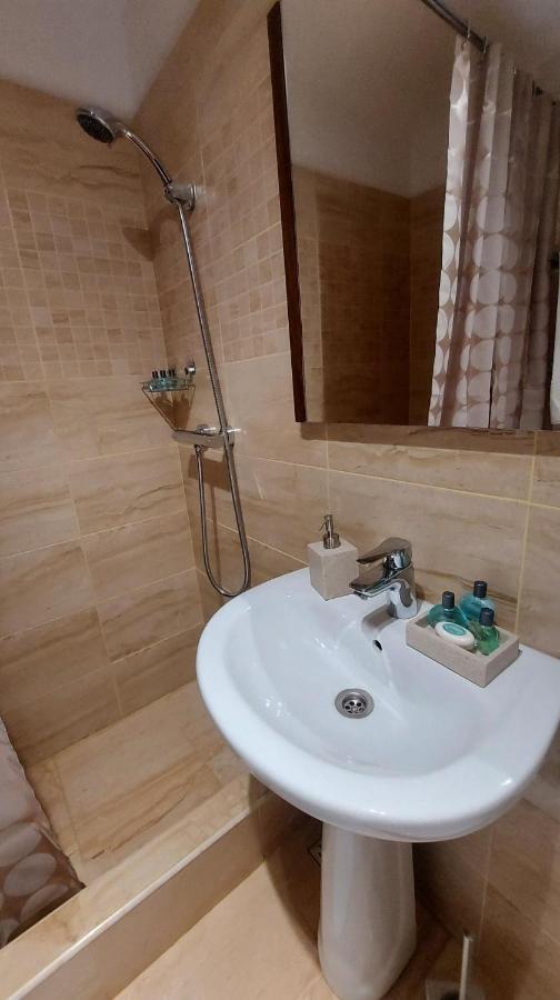Hotel Ambiennt Bukareszt Zewnętrze zdjęcie