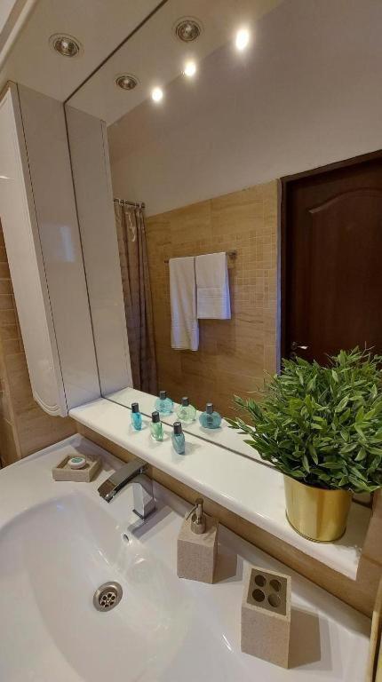 Hotel Ambiennt Bukareszt Zewnętrze zdjęcie