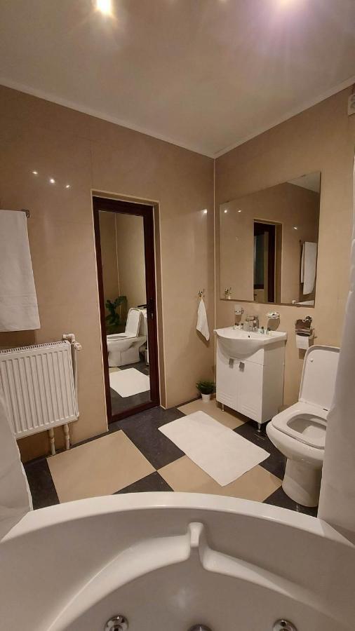 Hotel Ambiennt Bukareszt Zewnętrze zdjęcie