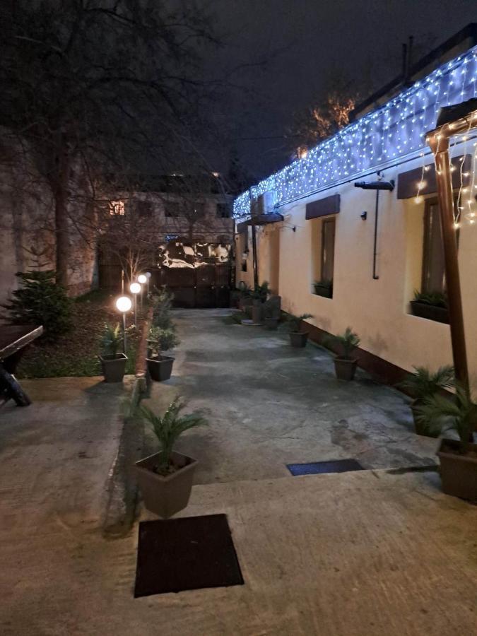Hotel Ambiennt Bukareszt Zewnętrze zdjęcie